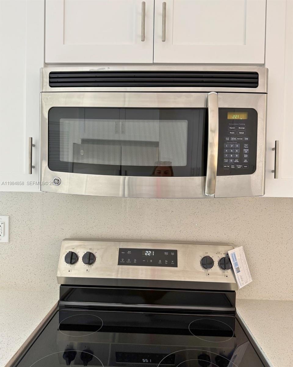 POINCIANA AT OAKS LANDING - Residential