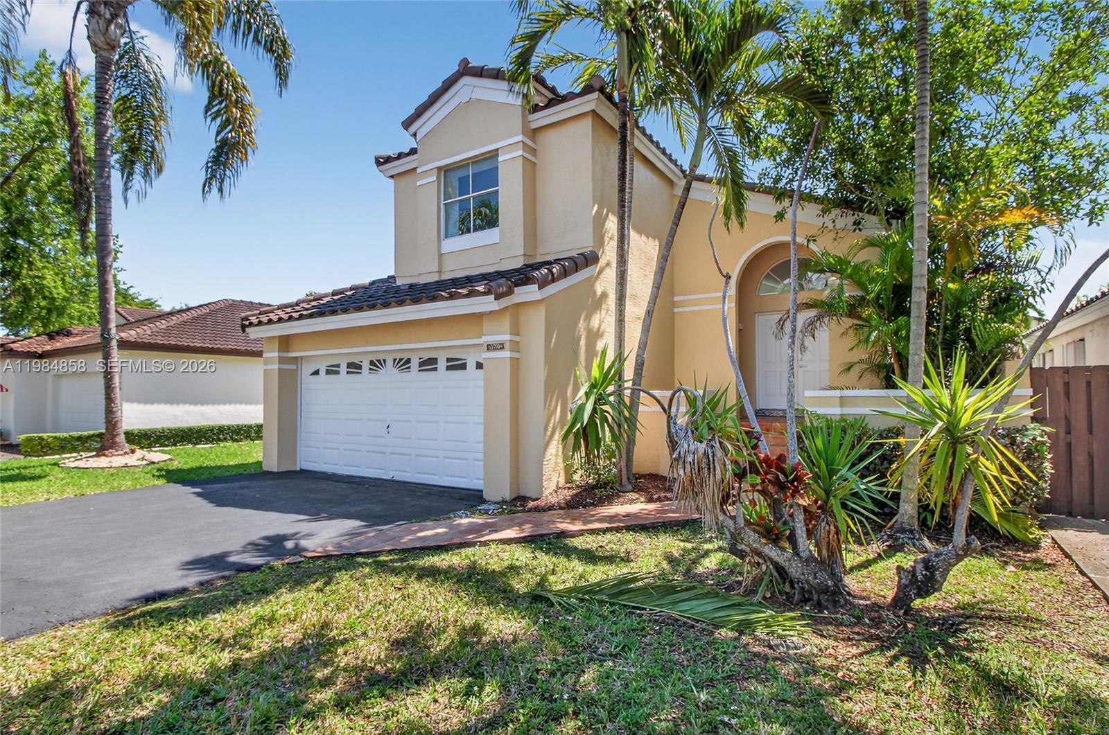 POINCIANA AT OAKS LANDING - Residential