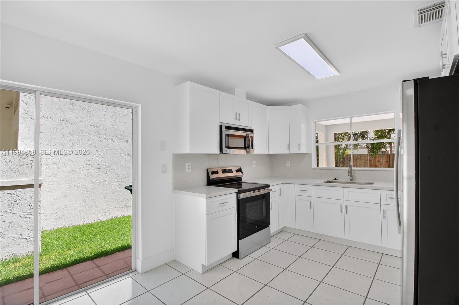 POINCIANA AT OAKS LANDING - Residential