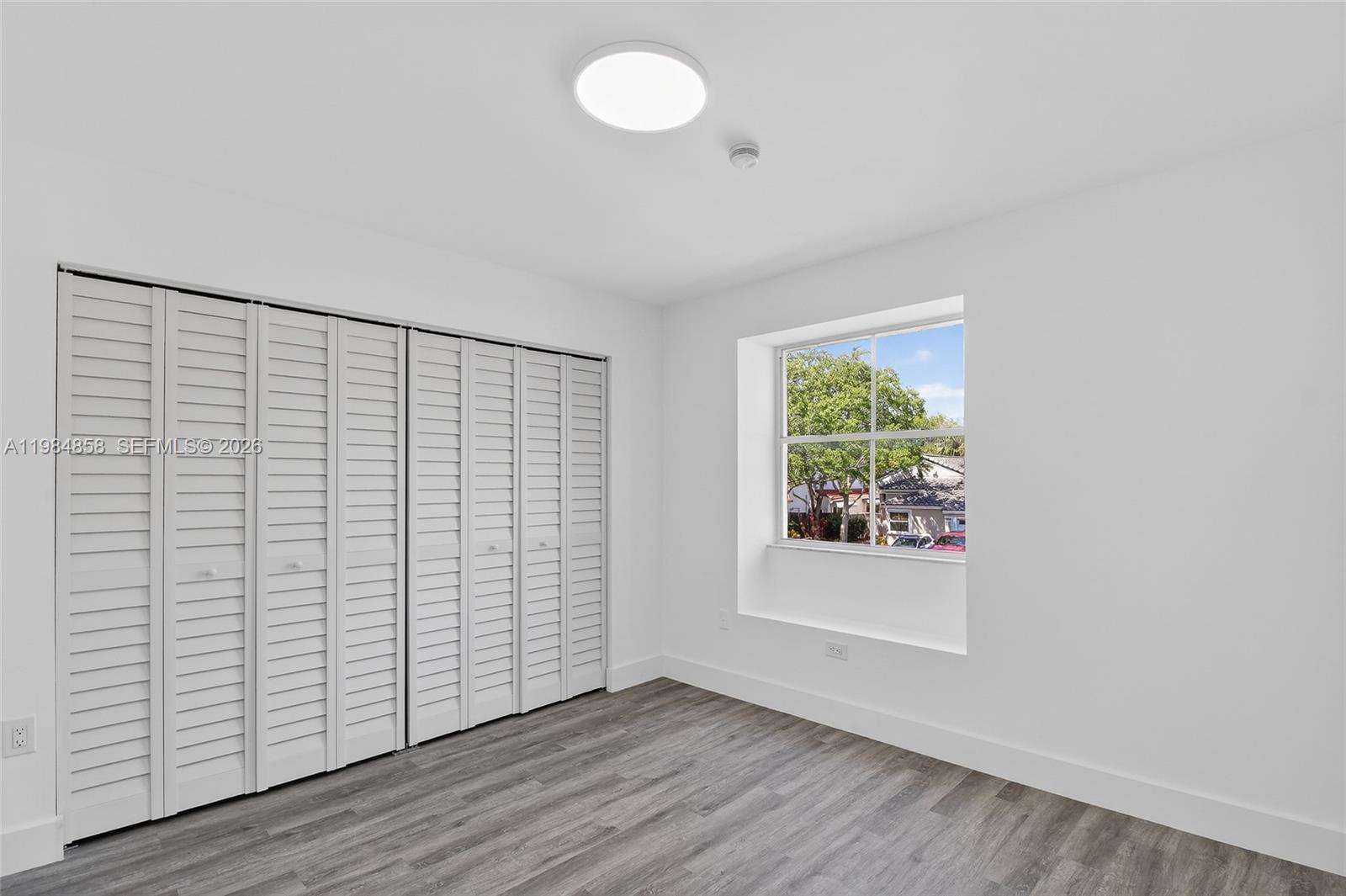 POINCIANA AT OAKS LANDING - Residential