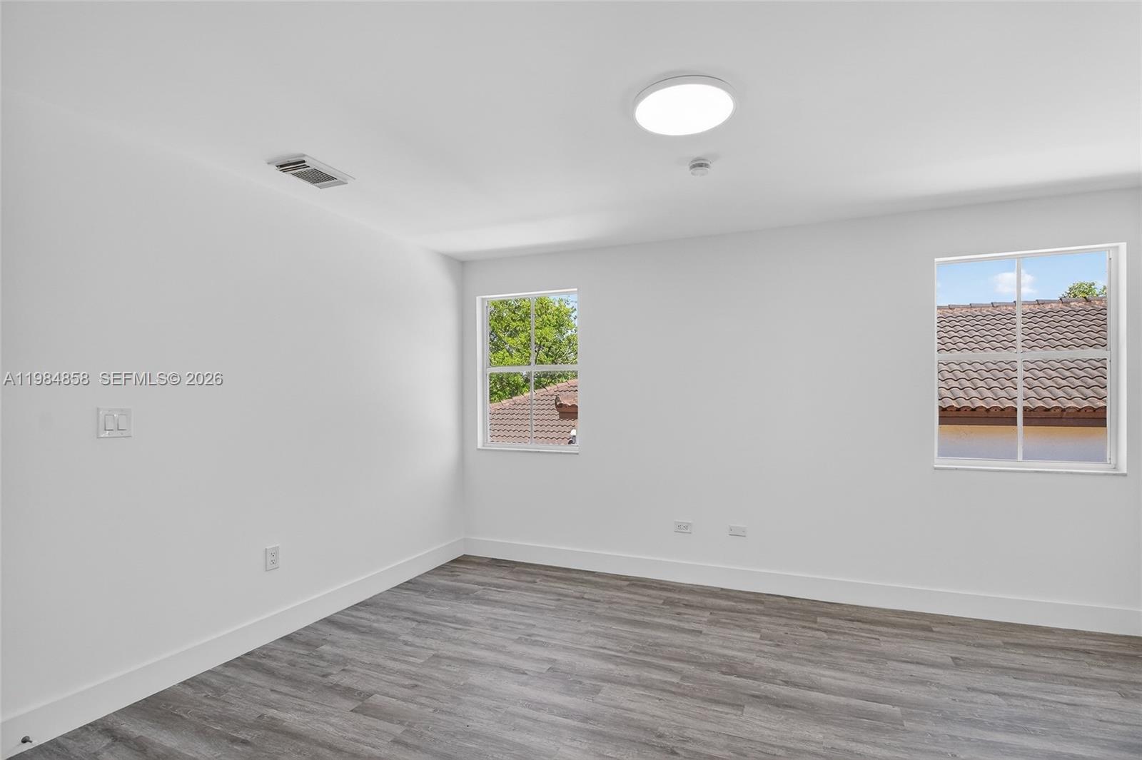 POINCIANA AT OAKS LANDING - Residential