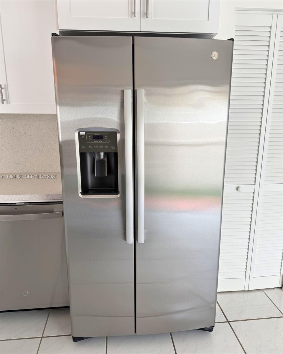 POINCIANA AT OAKS LANDING - Residential