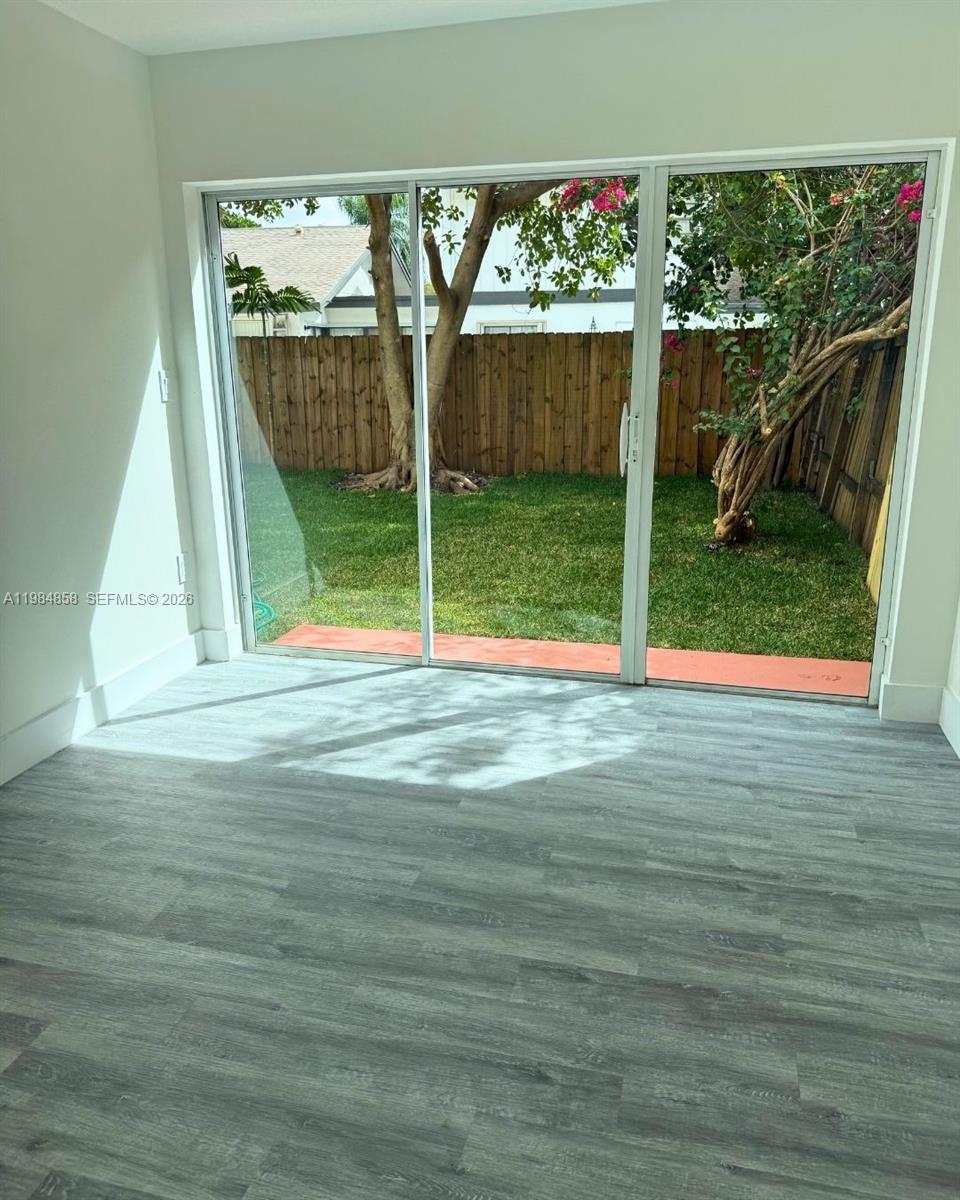 POINCIANA AT OAKS LANDING - Residential