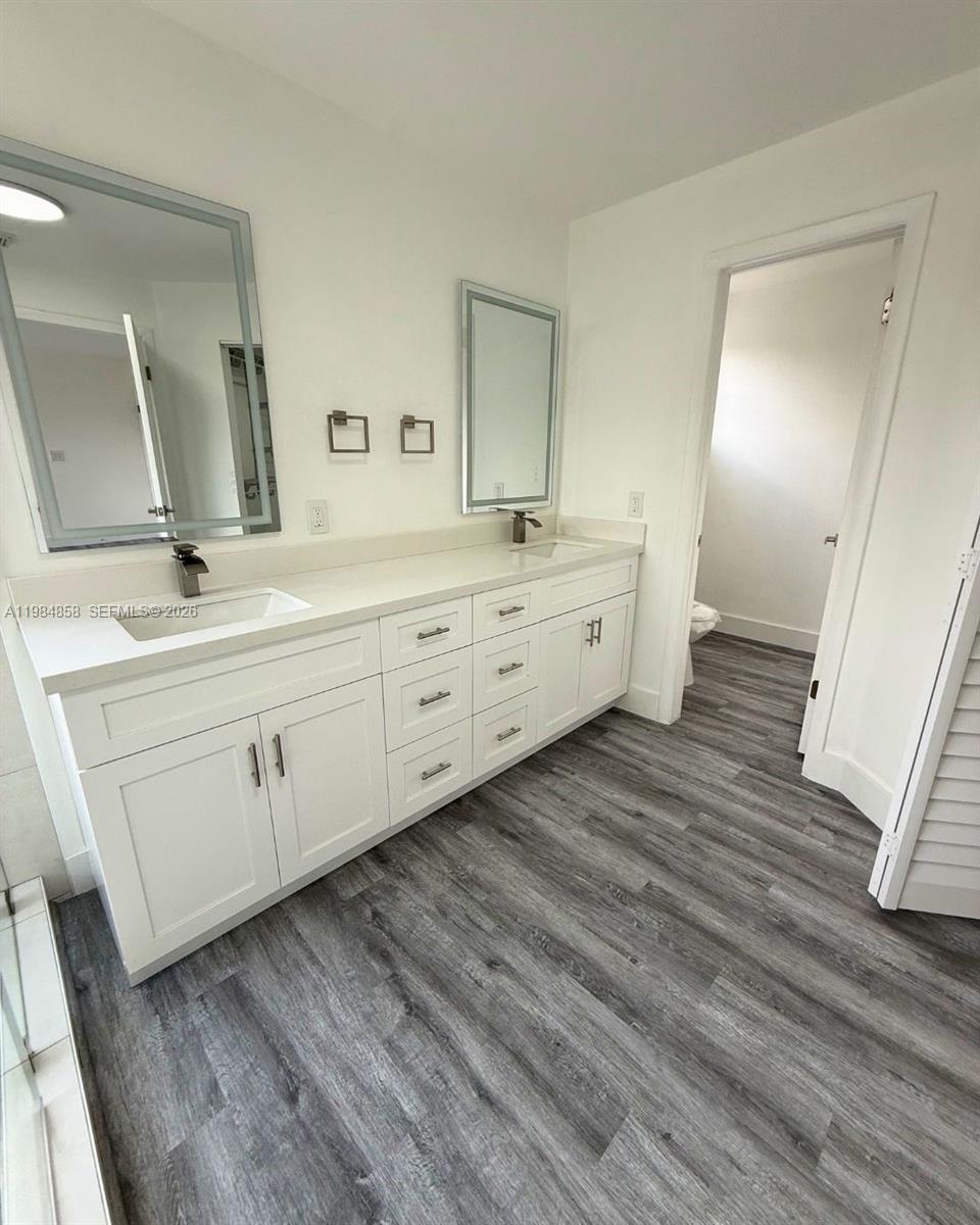 POINCIANA AT OAKS LANDING - Residential