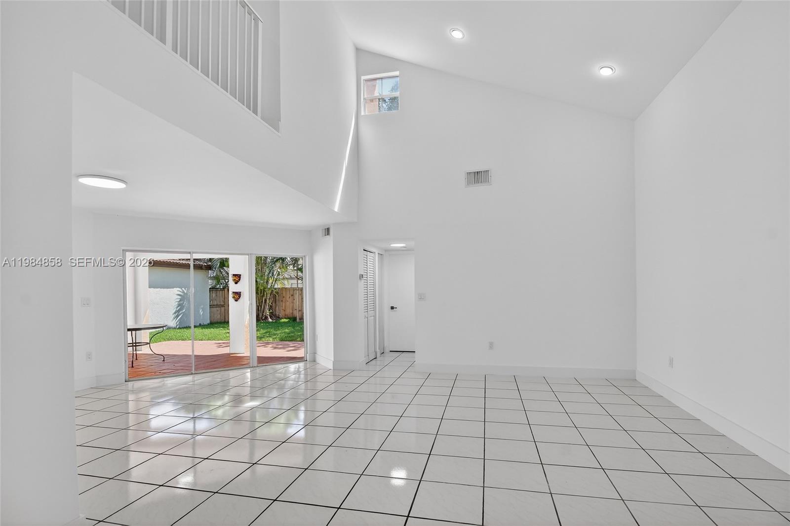 POINCIANA AT OAKS LANDING - Residential