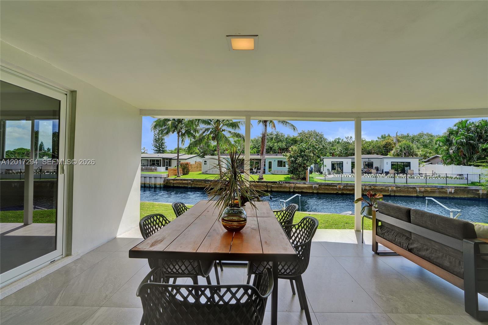ROYAL PALM ACRES SECOND S - Residential