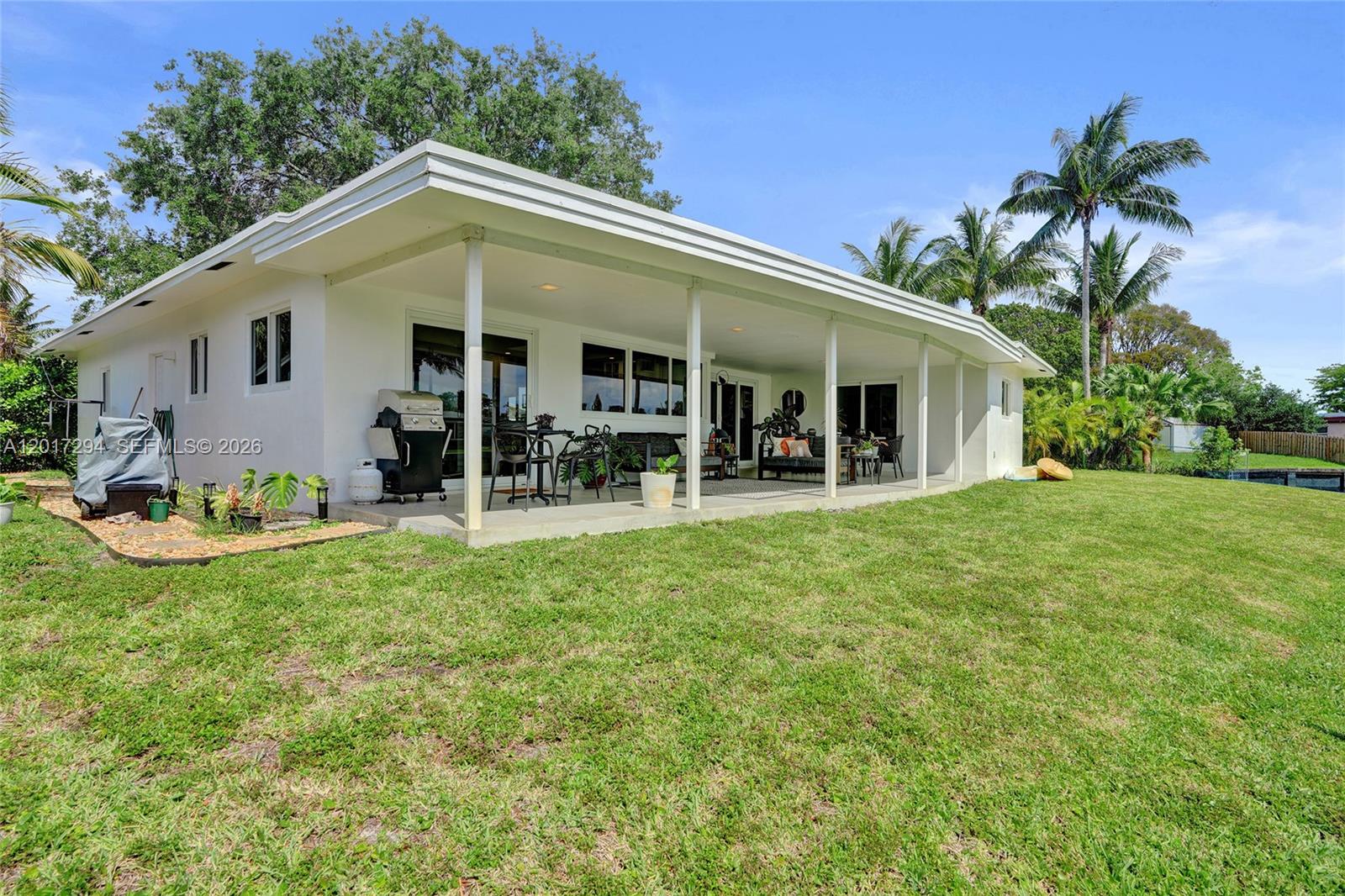 ROYAL PALM ACRES SECOND S - Residential