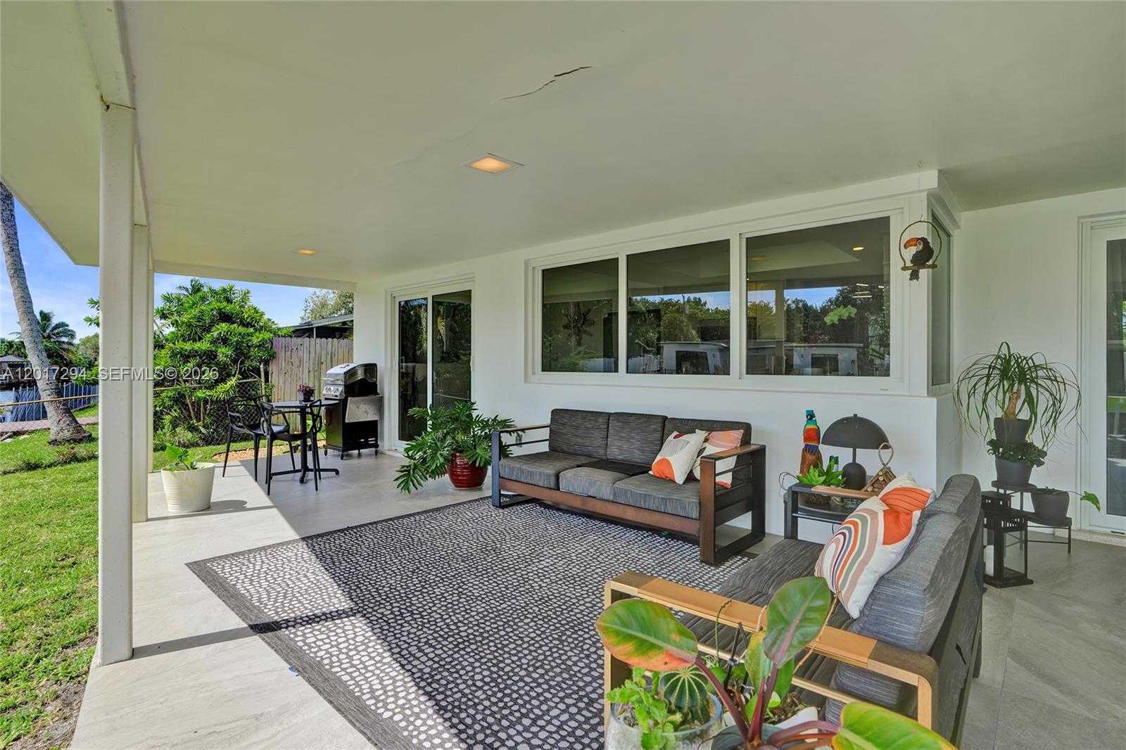 ROYAL PALM ACRES SECOND S - Residential