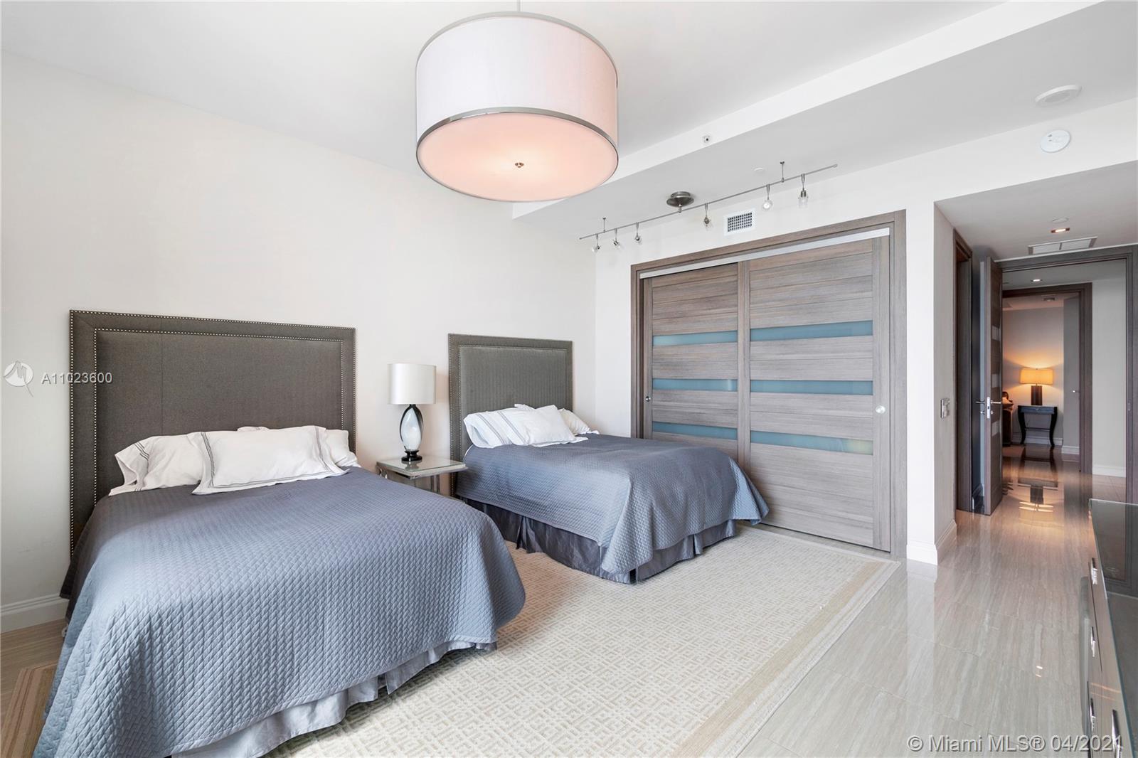 One Bal Harbour - Residential