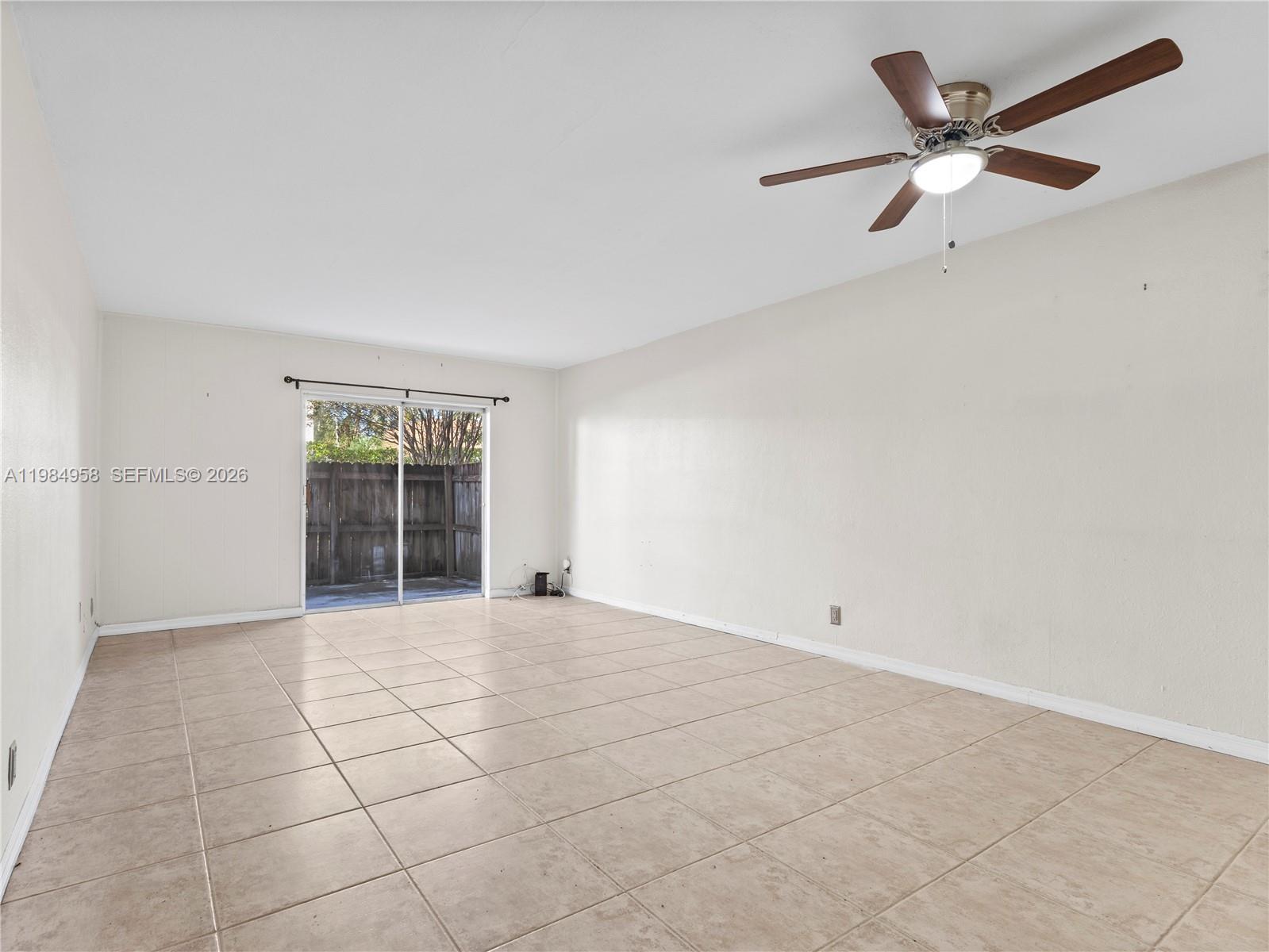 VILLAS OF PINECREST CONDO - Residential