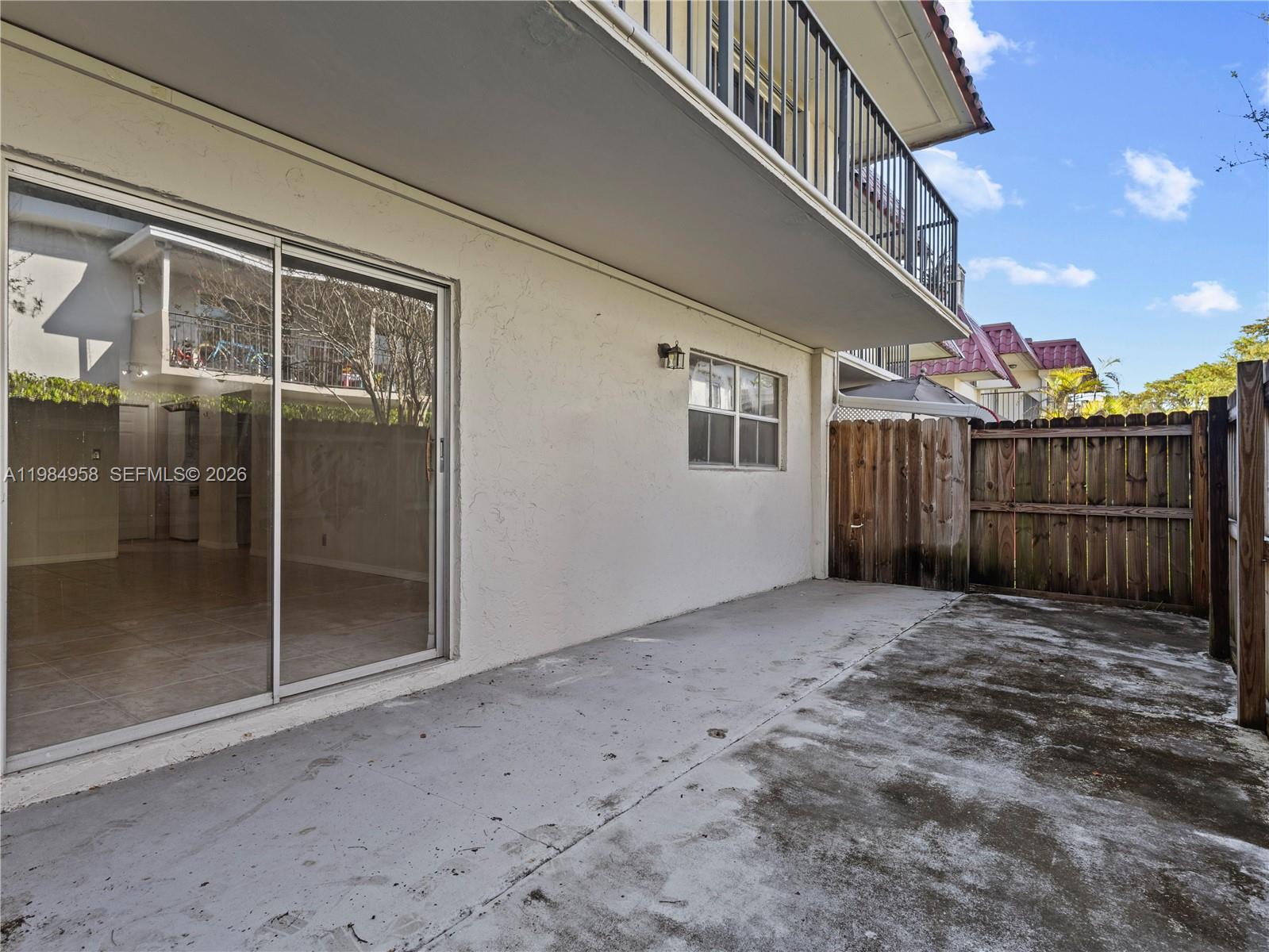 VILLAS OF PINECREST CONDO - Residential