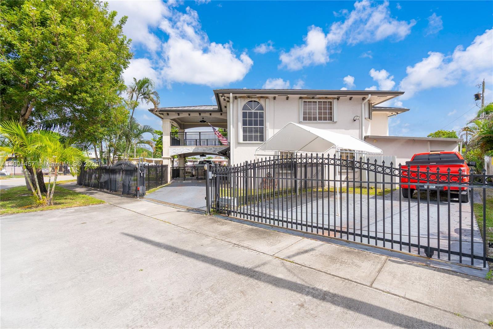 SUN-TAN VILLAGE SEC 1 - Residential Lease