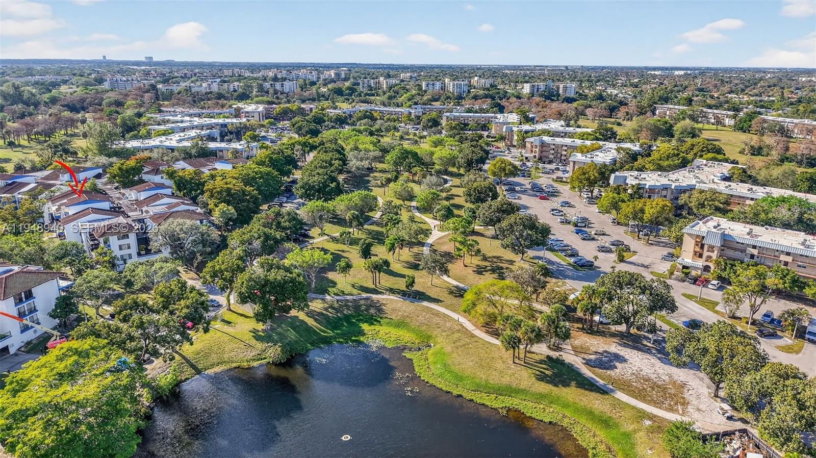 FALLS OF INVERRARY - Residential
