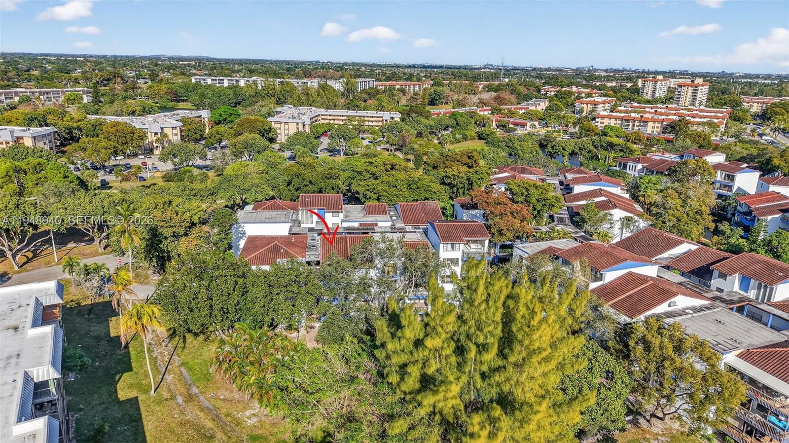 FALLS OF INVERRARY - Residential