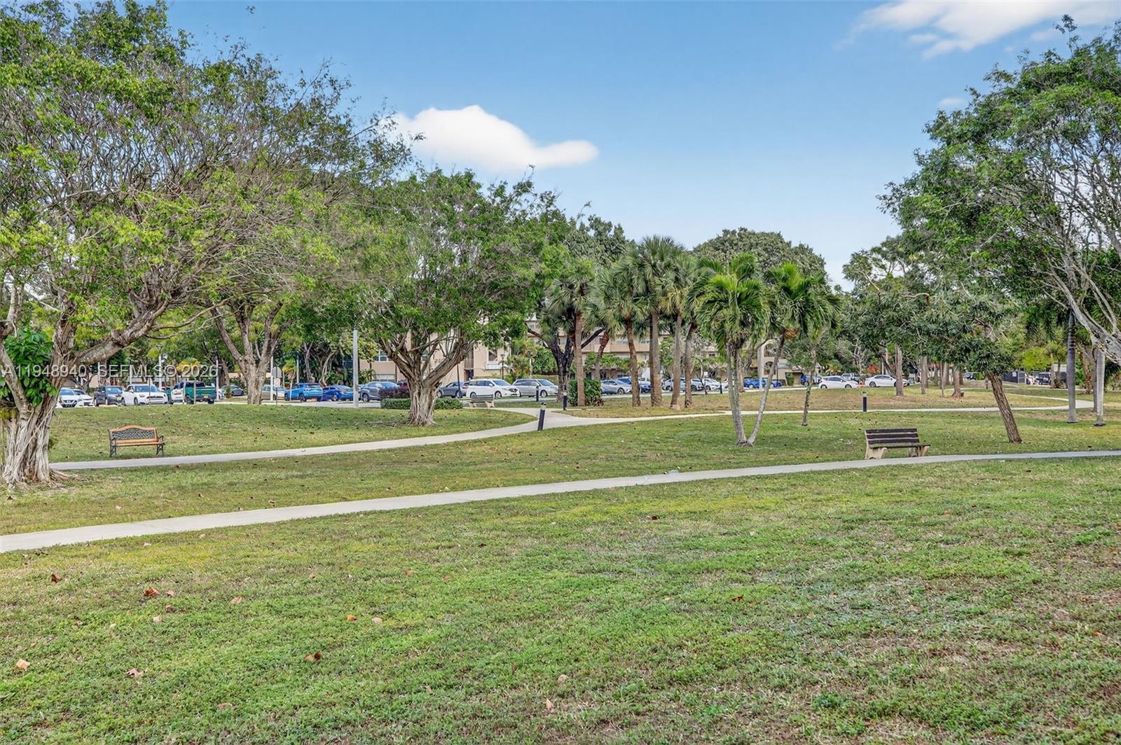 FALLS OF INVERRARY - Residential