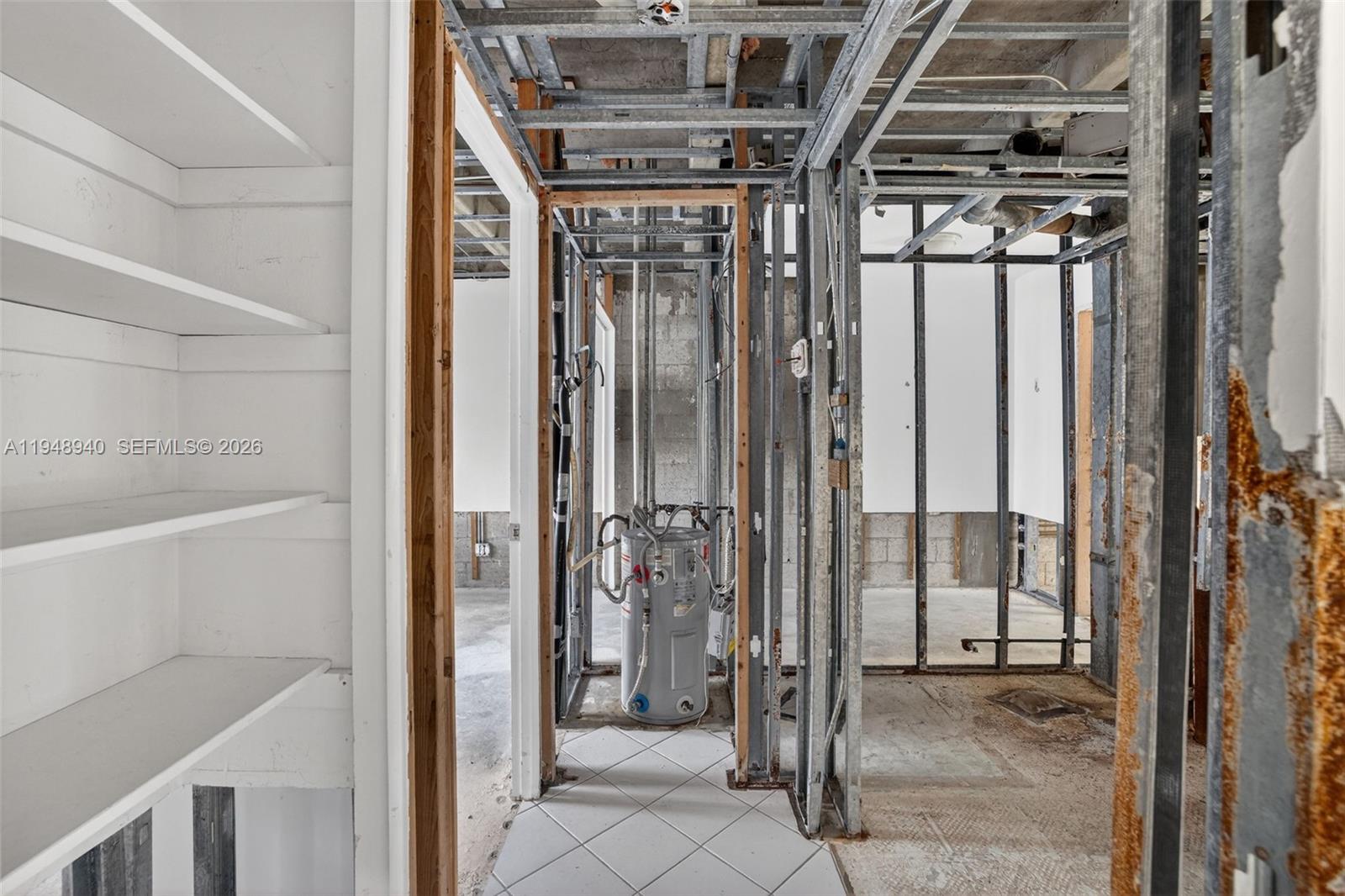 FALLS OF INVERRARY - Residential