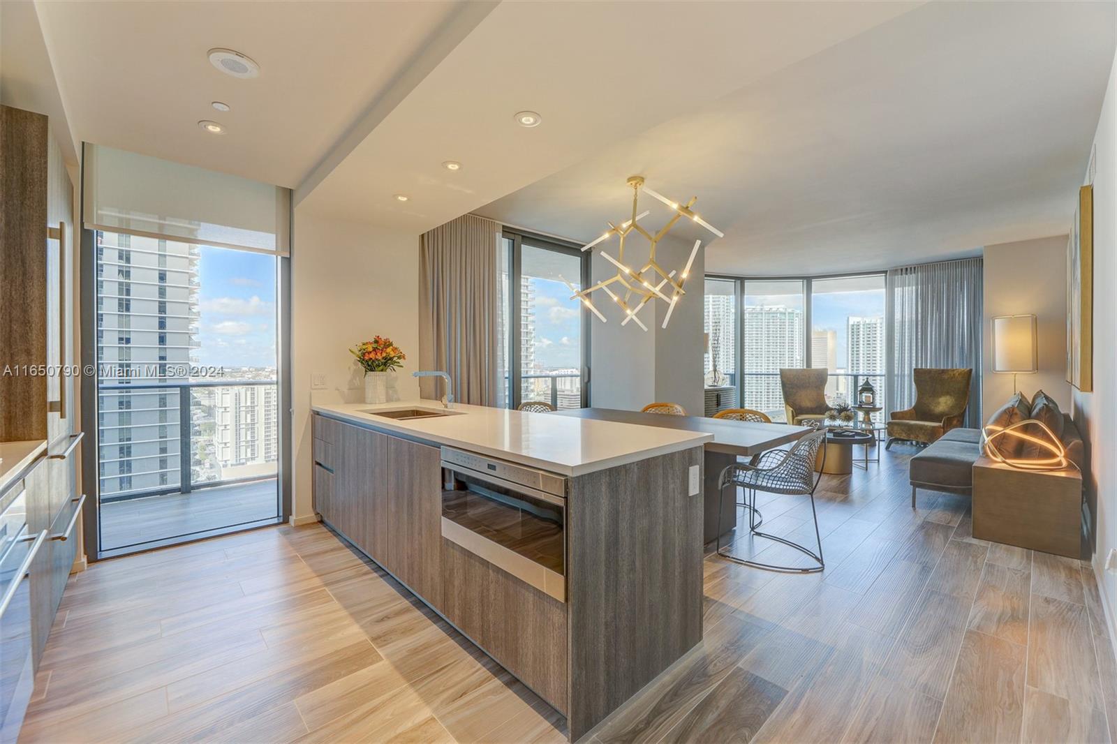 801 SMA RESIDENCES CONDO - Residential Lease