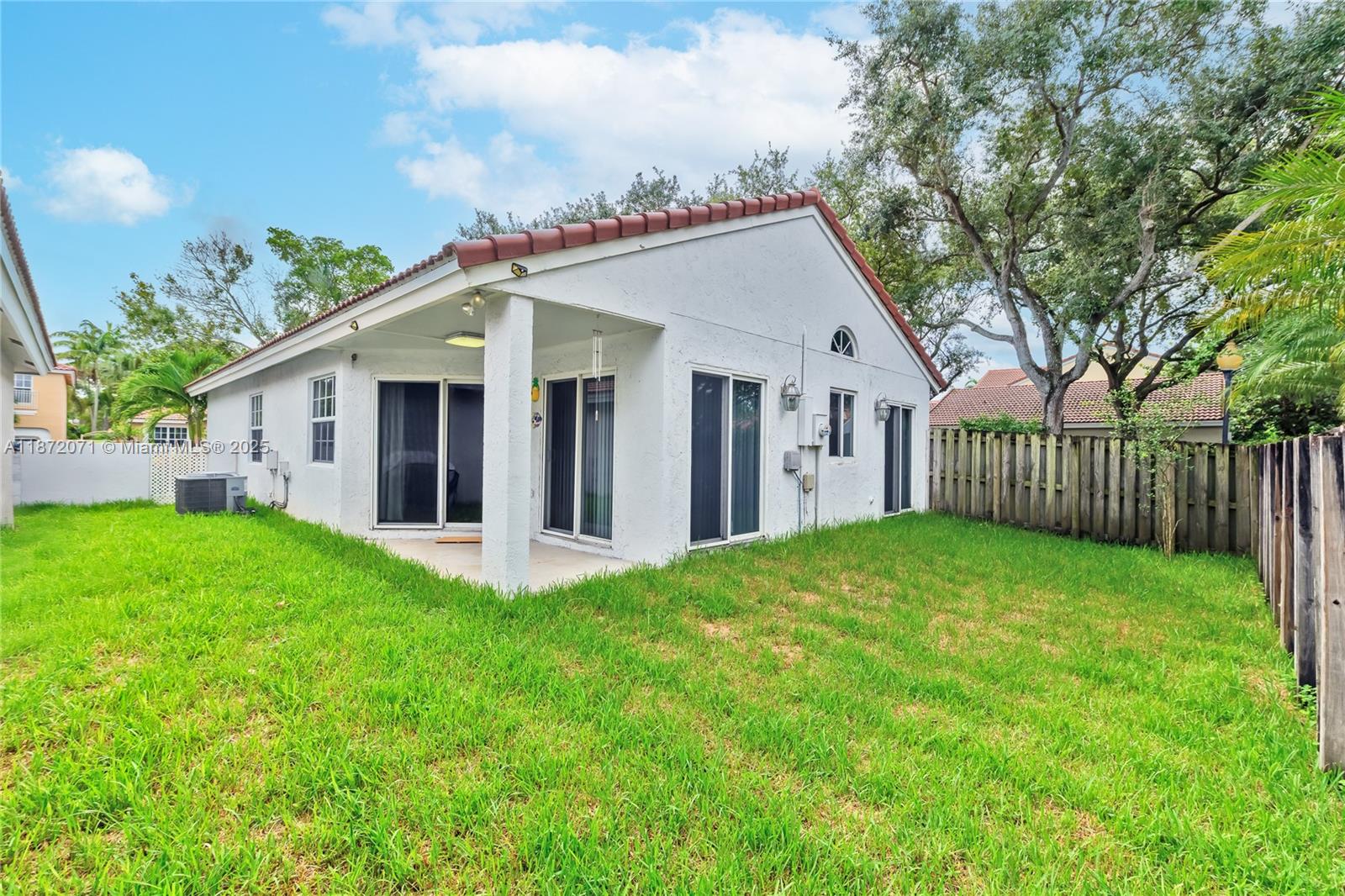 COUNTRY ISLES GARDEN HOMES - Residential