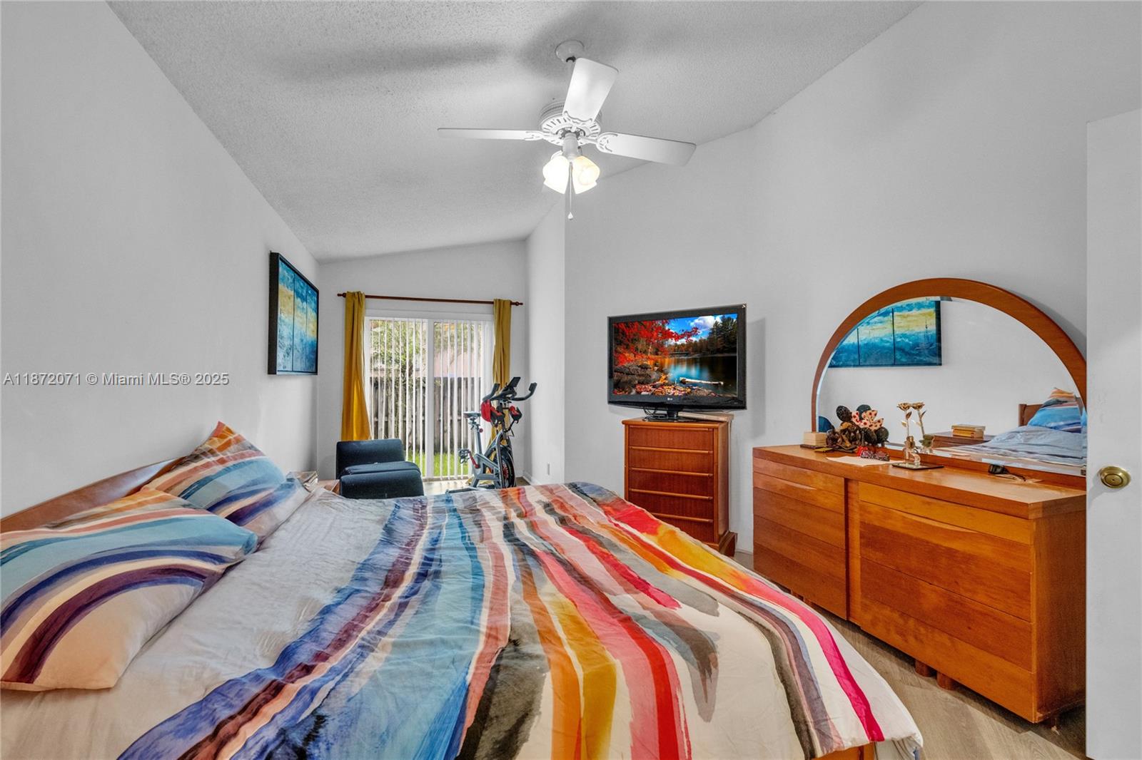 COUNTRY ISLES GARDEN HOMES - Residential