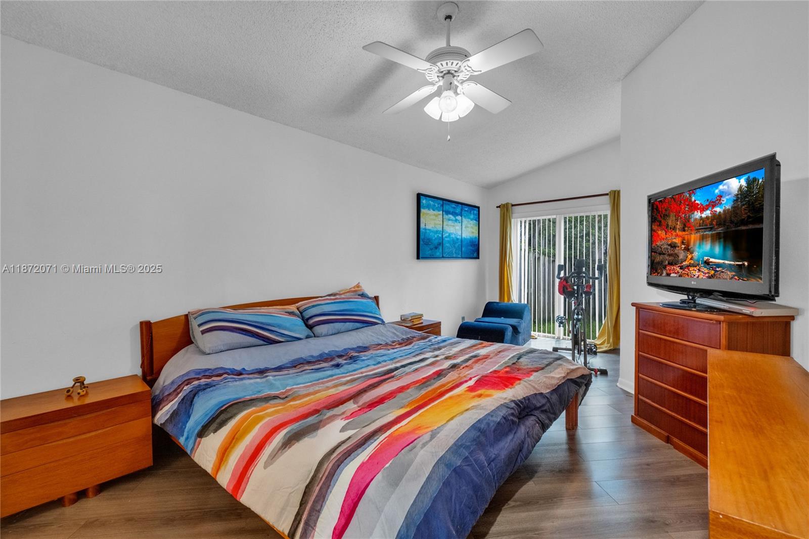 COUNTRY ISLES GARDEN HOMES - Residential