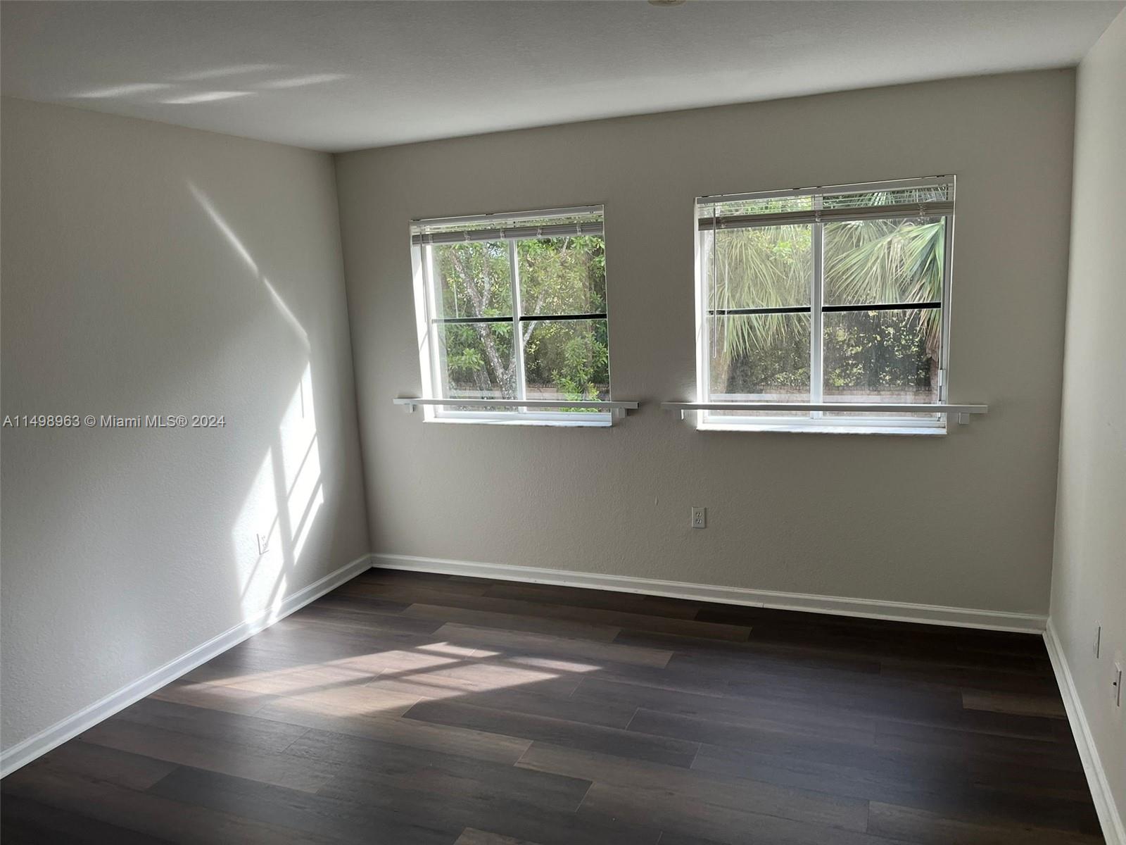 SOLABELLA CONDO - Residential