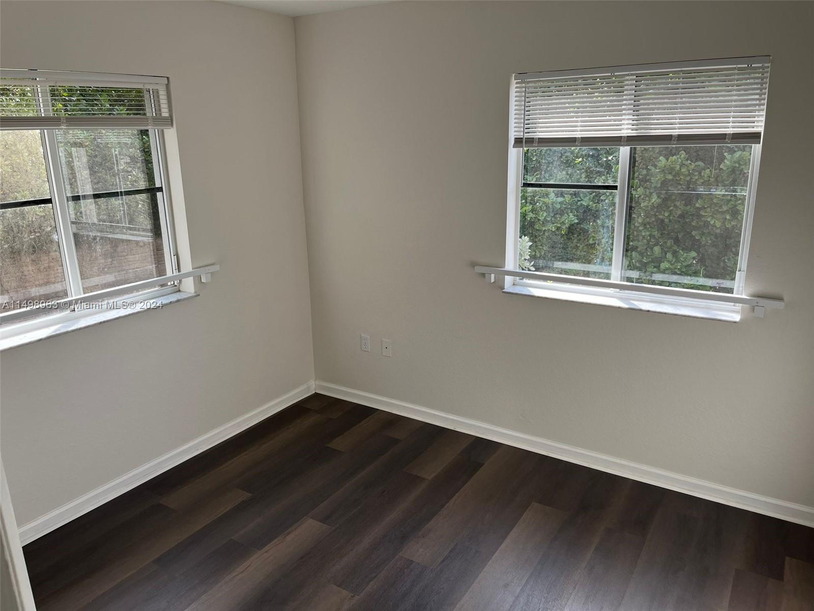 SOLABELLA CONDO - Residential