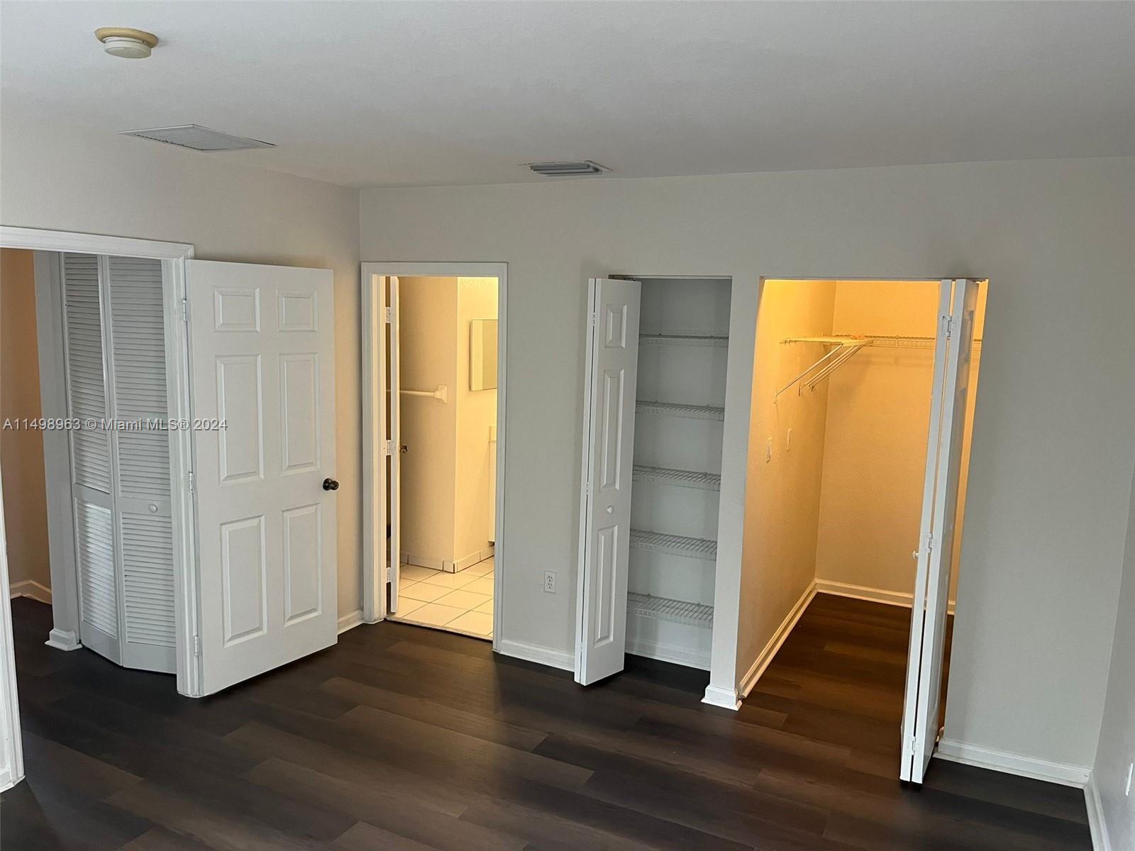 SOLABELLA CONDO - Residential