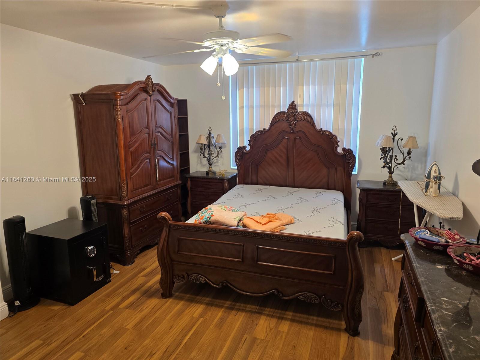 CYPRESS CHASE CONDO NO 3 - Residential