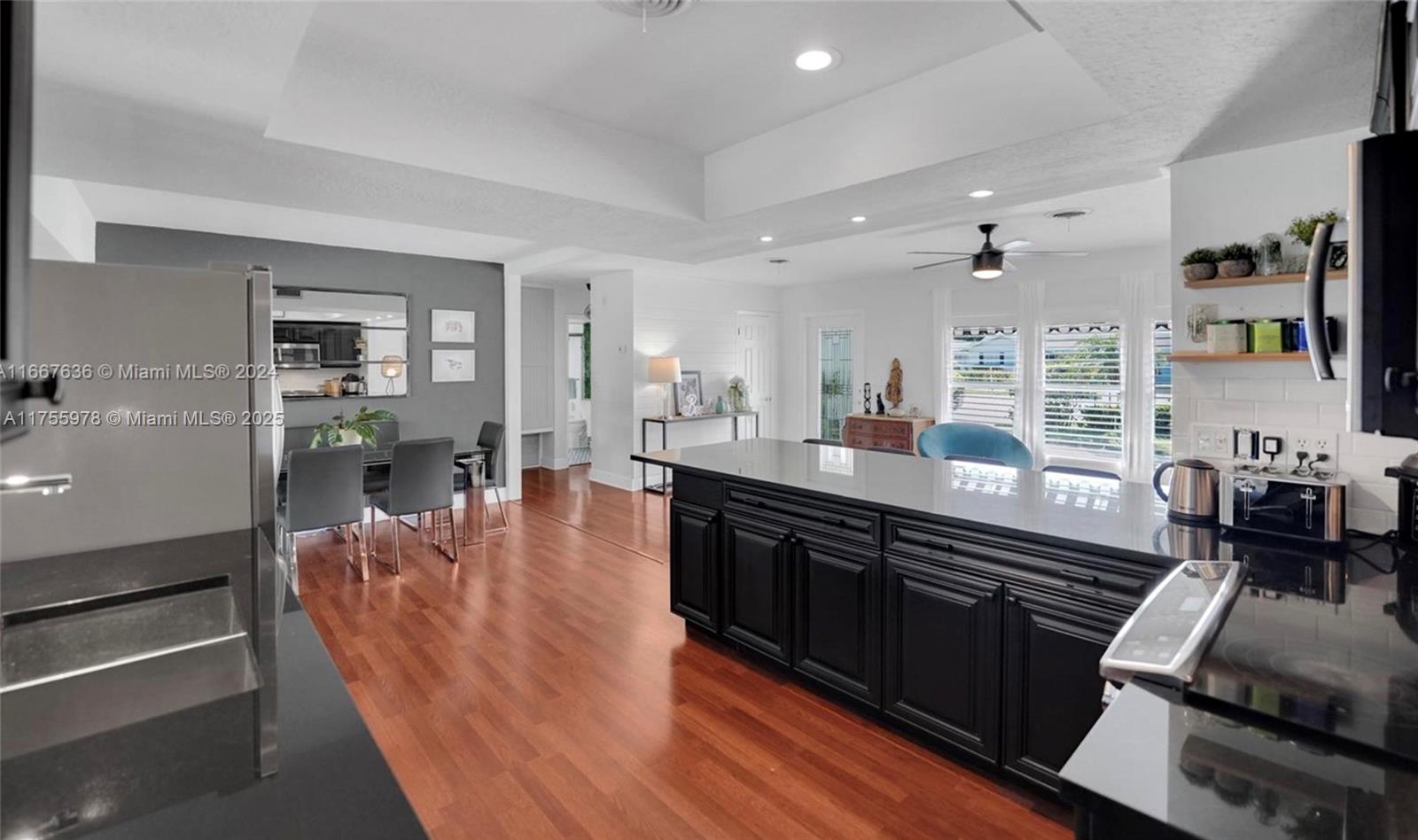COUNTRY CLUB VILLAGE SEC - Residential