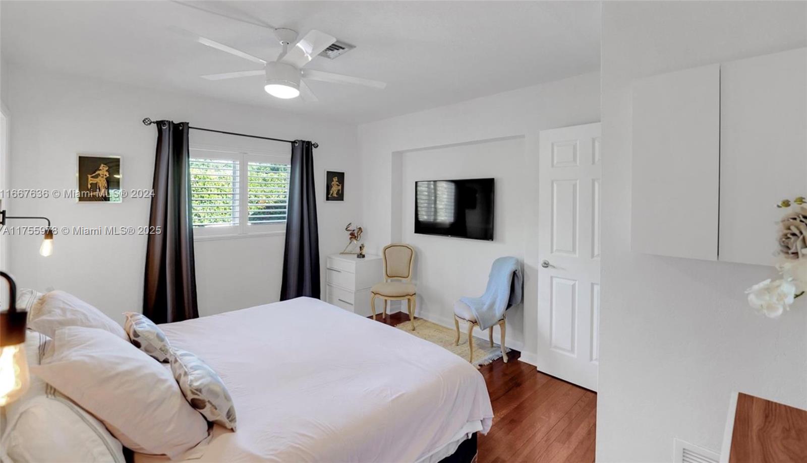 COUNTRY CLUB VILLAGE SEC - Residential