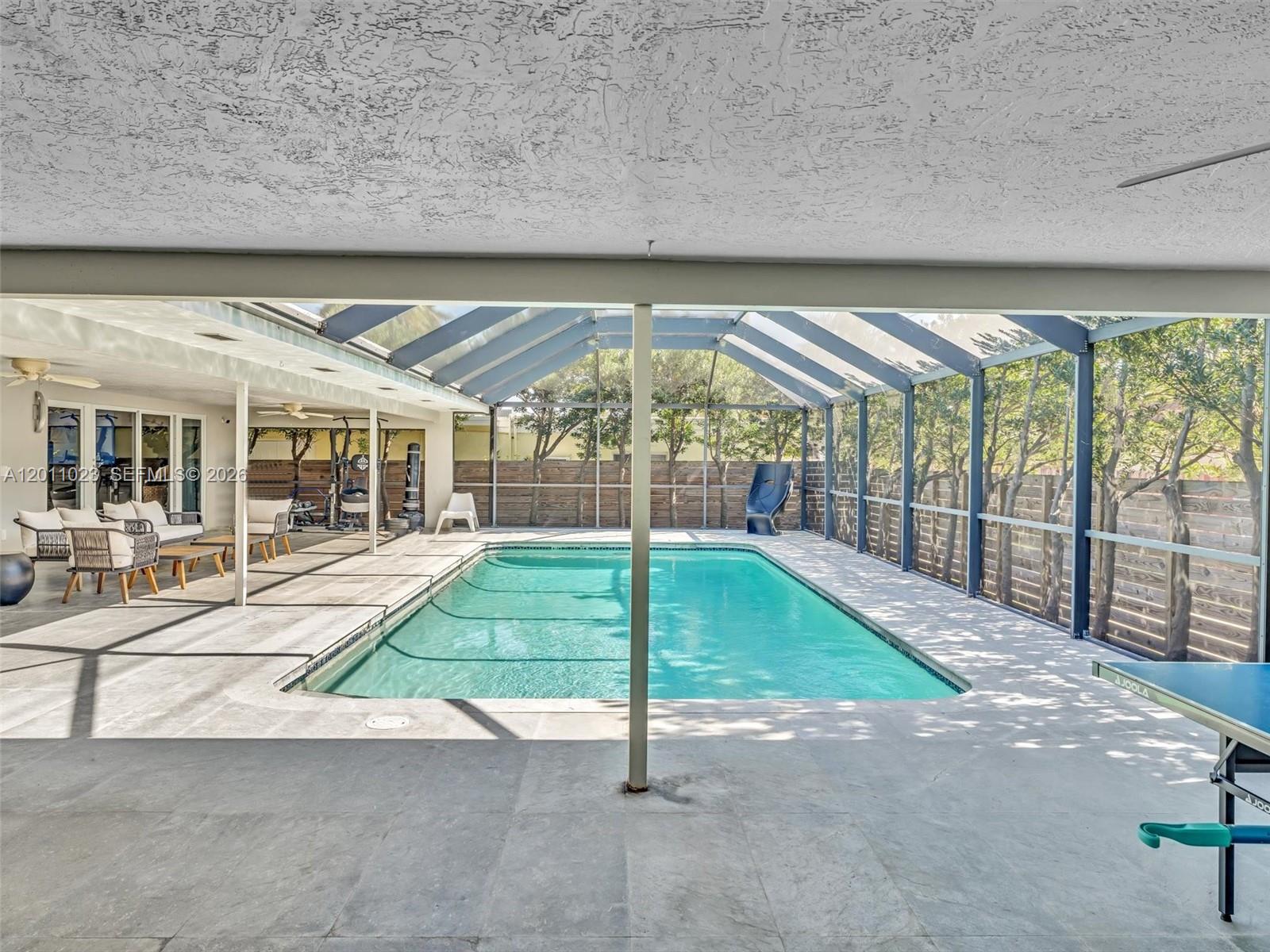 HOLLYWOOD LAKES SECTION - Residential Lease