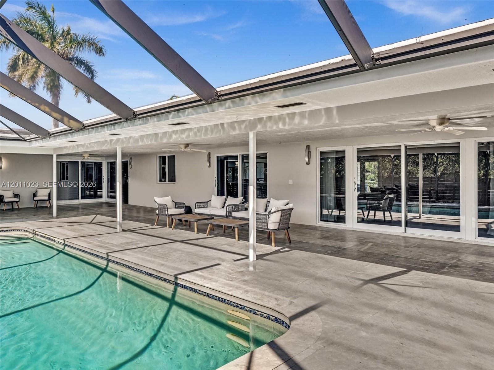 HOLLYWOOD LAKES SECTION - Residential Lease