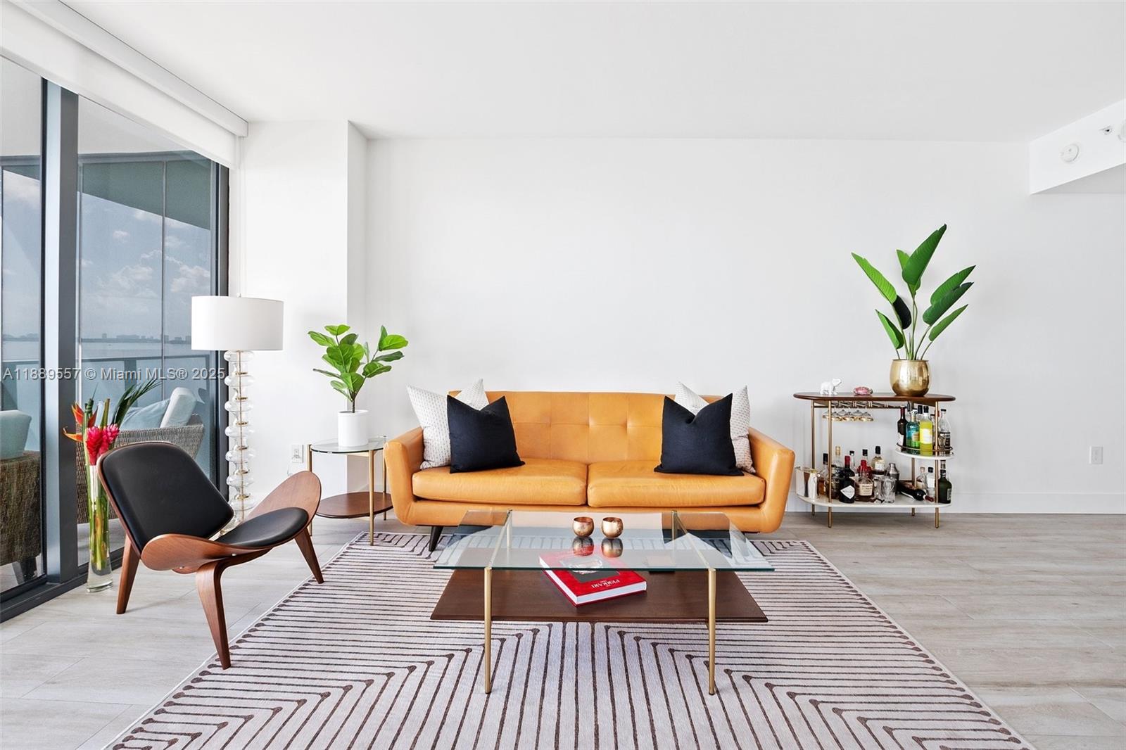 PARAISO BAY CONDO - Residential Lease