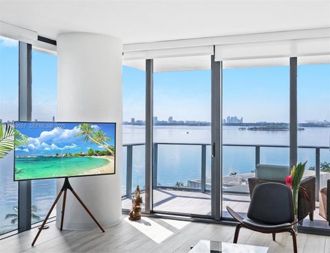 650 NE 32nd St 707 Miami FL 33137