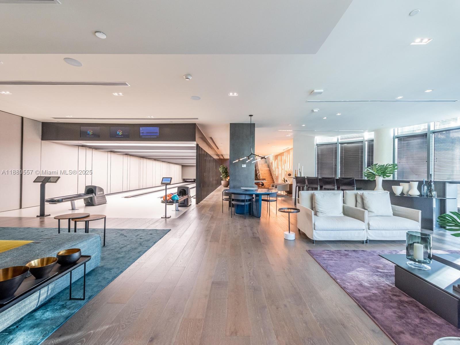 PARAISO BAY CONDO - Residential Lease