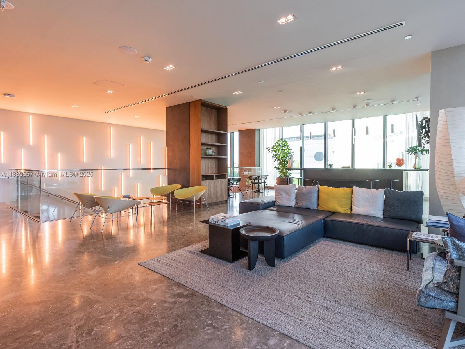 PARAISO BAY CONDO - Residential Lease