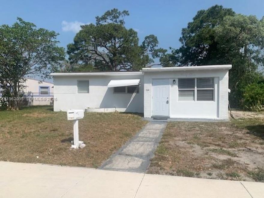 Couzy rehabbed 3 bedroom, 1bath home located in the desirable Woodland Park subdivision of Fort Lauderdale! This house is being offerd in As Is Condition. Conveniently situated near a major Walmart, public transportation, and the train station, it provides easy access to shopping, dining, and commuting routes. A fantastic opportunity to own a turnkey home in a prime location!