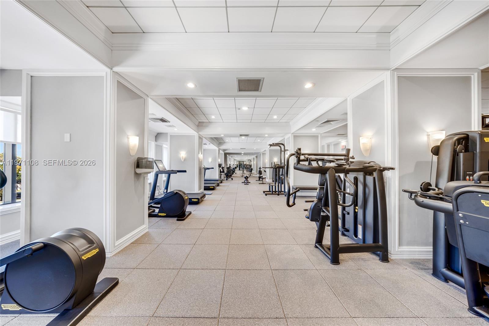 BALMORAL CONDO - Residential