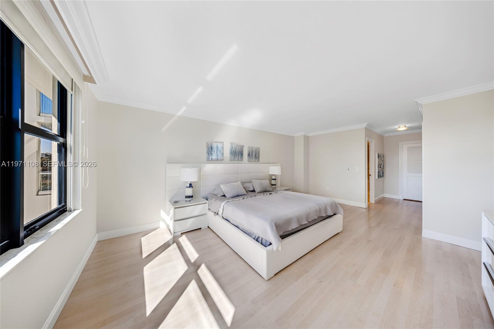 BALMORAL CONDO - Residential