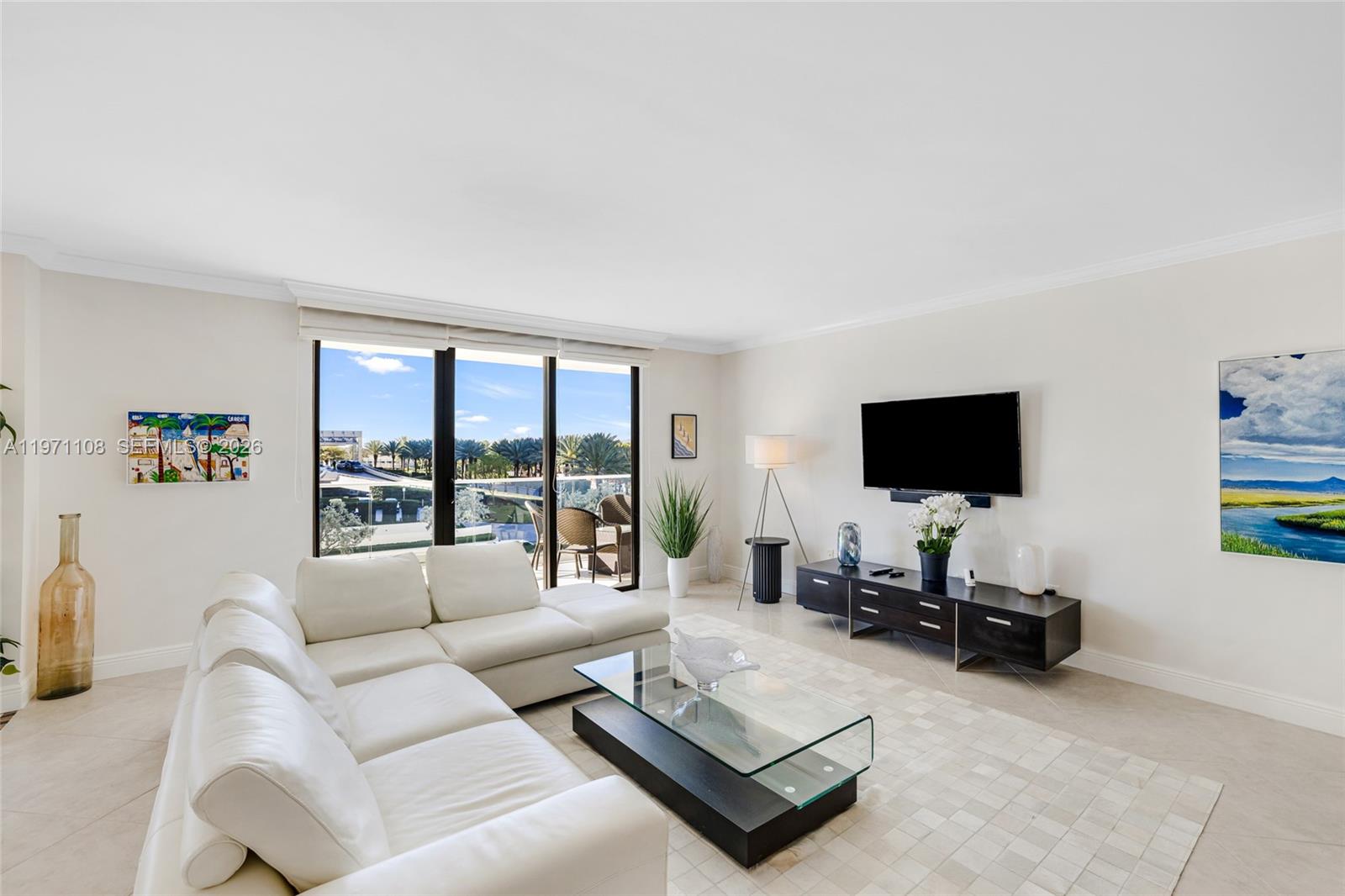 BALMORAL CONDO - Residential