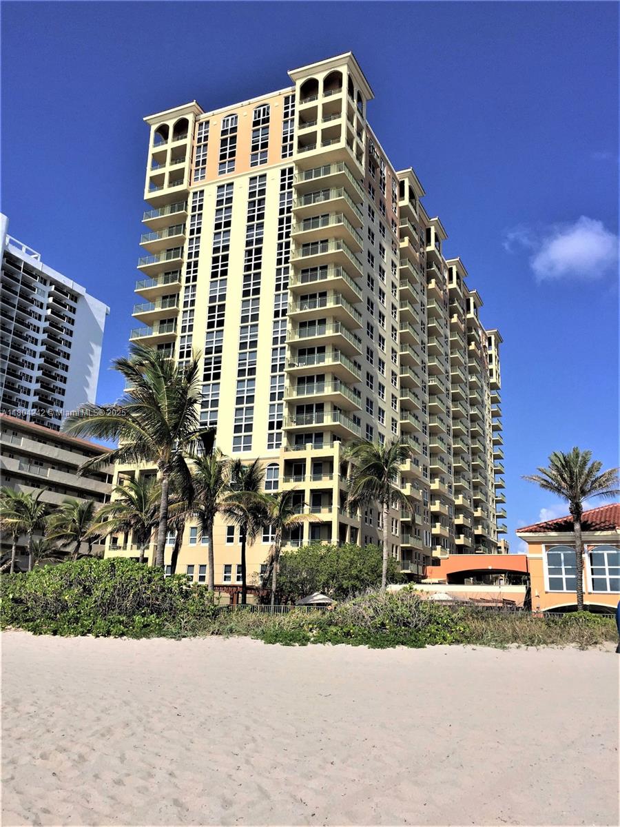 2080 OCEAN DRIVE - Residential Lease