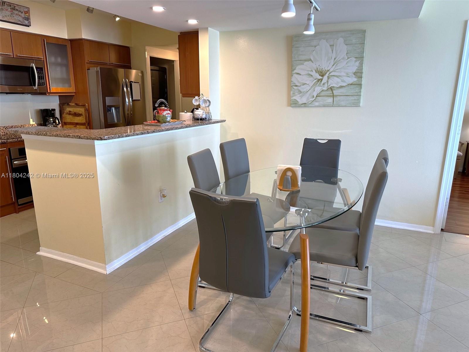 2080 OCEAN DRIVE - Residential Lease