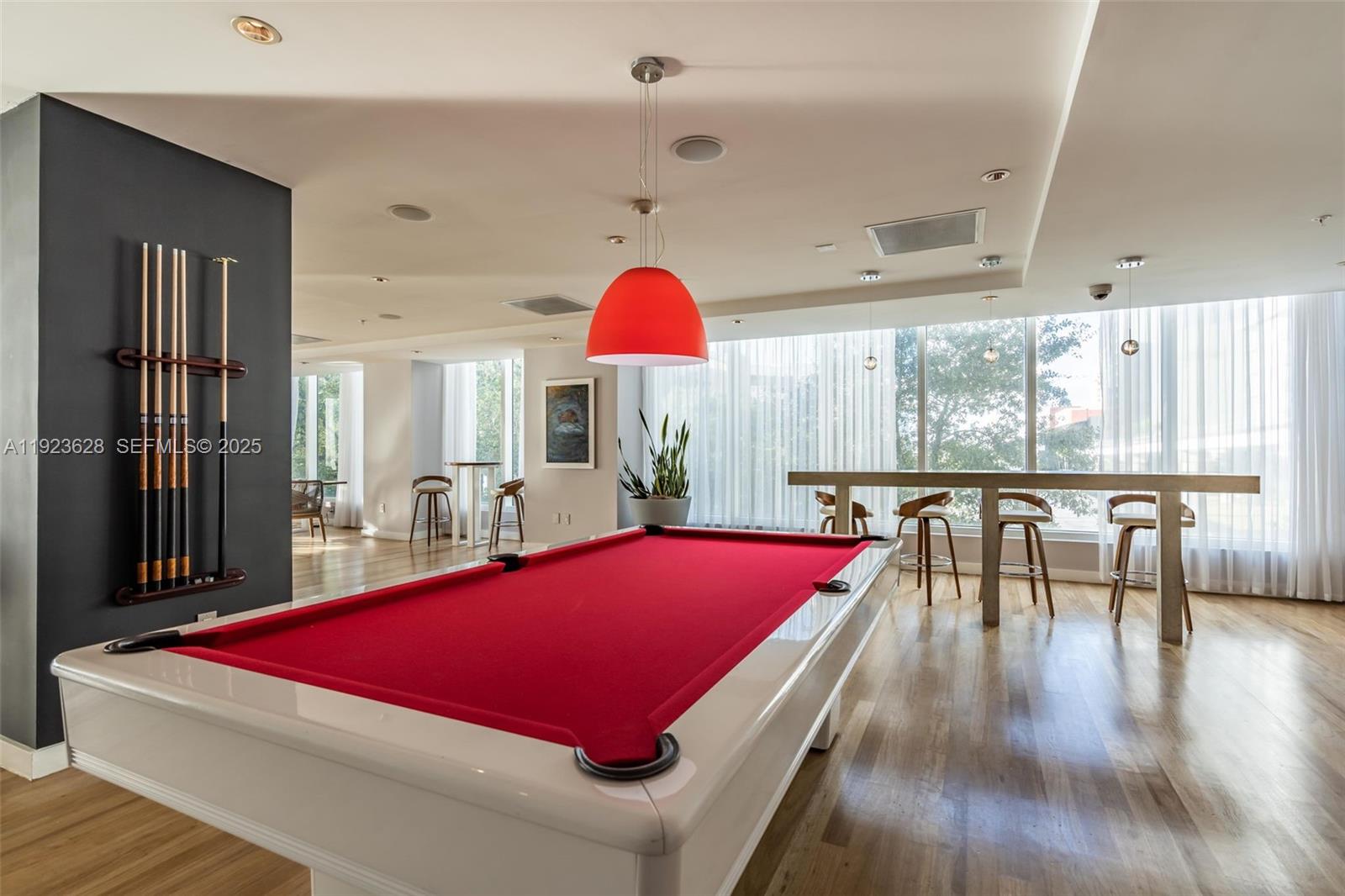 THE LOFT DOWNTOWN II COND - Residential