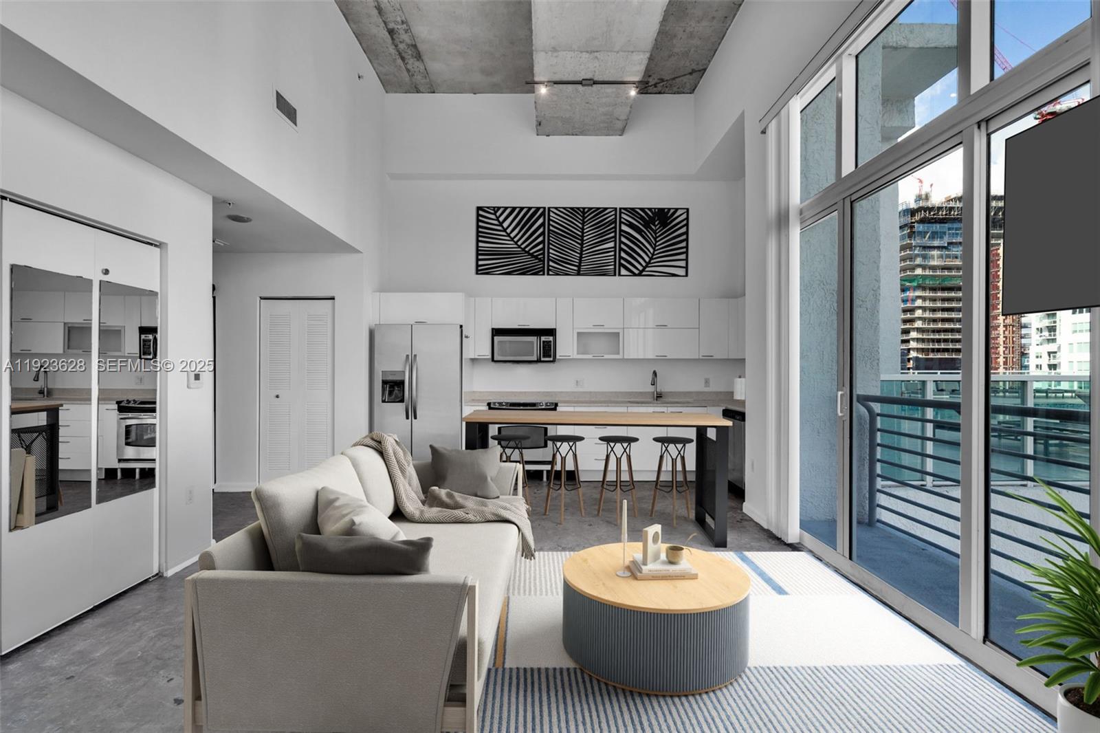 THE LOFT DOWNTOWN II COND - Residential