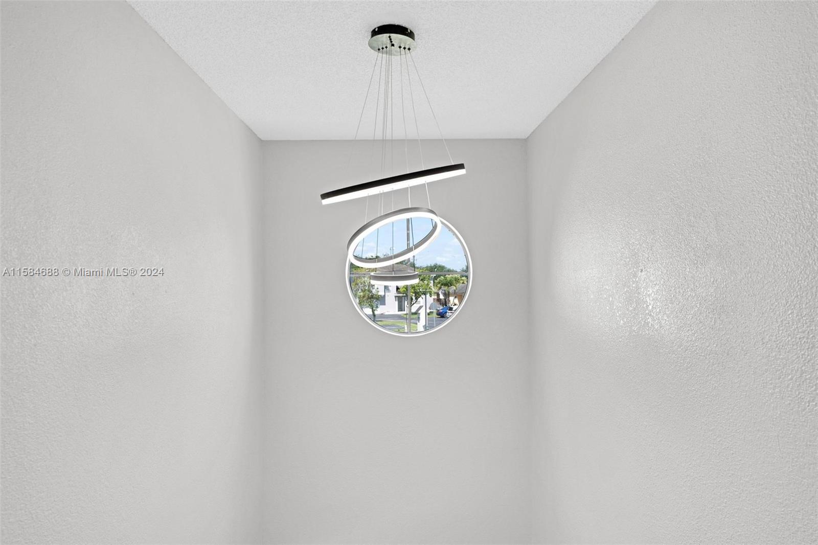 PATIO HOMES OF DORAL PINE - Residential Lease