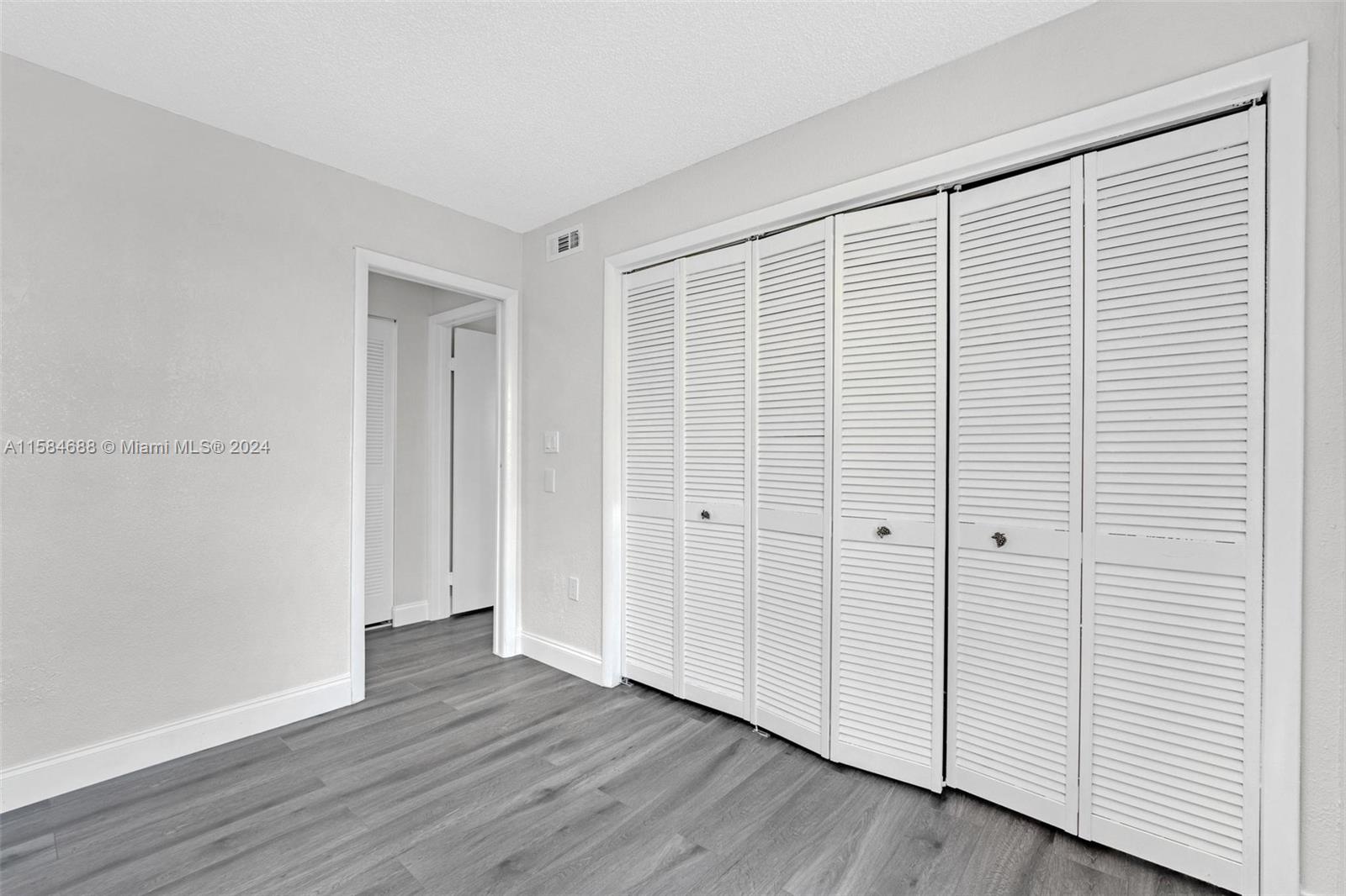 PATIO HOMES OF DORAL PINE - Residential Lease