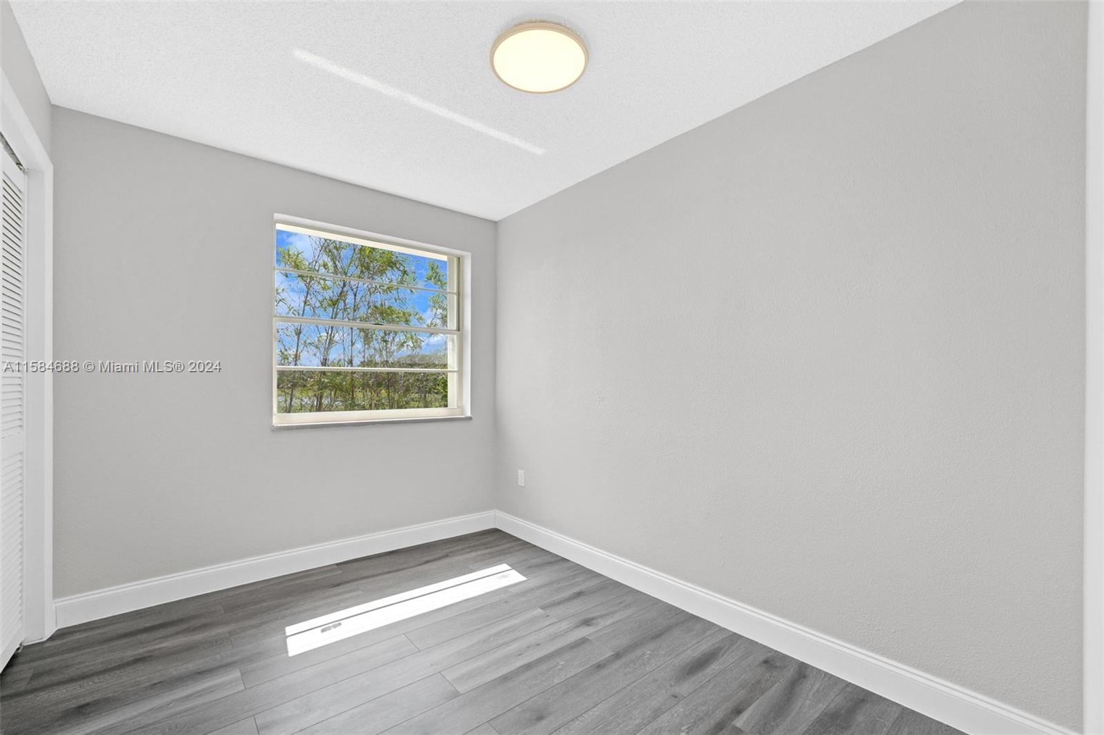 PATIO HOMES OF DORAL PINE - Residential Lease