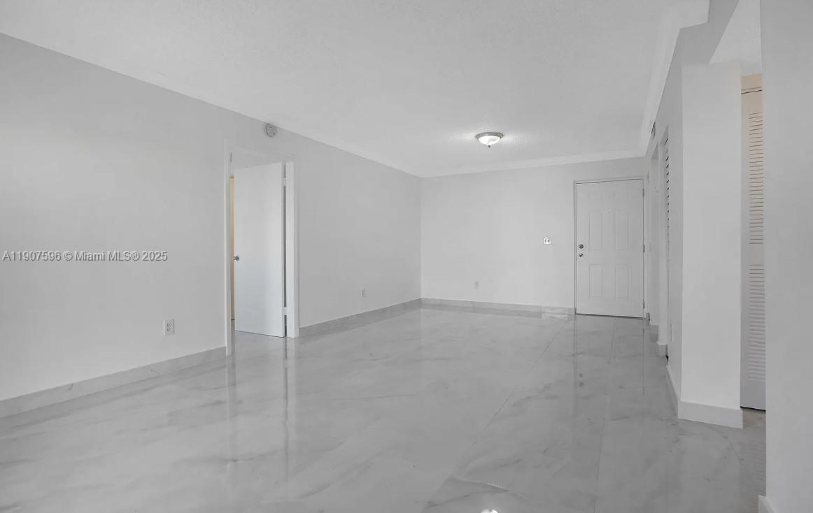 SAGA BAY GARDENS CONDO - Residential