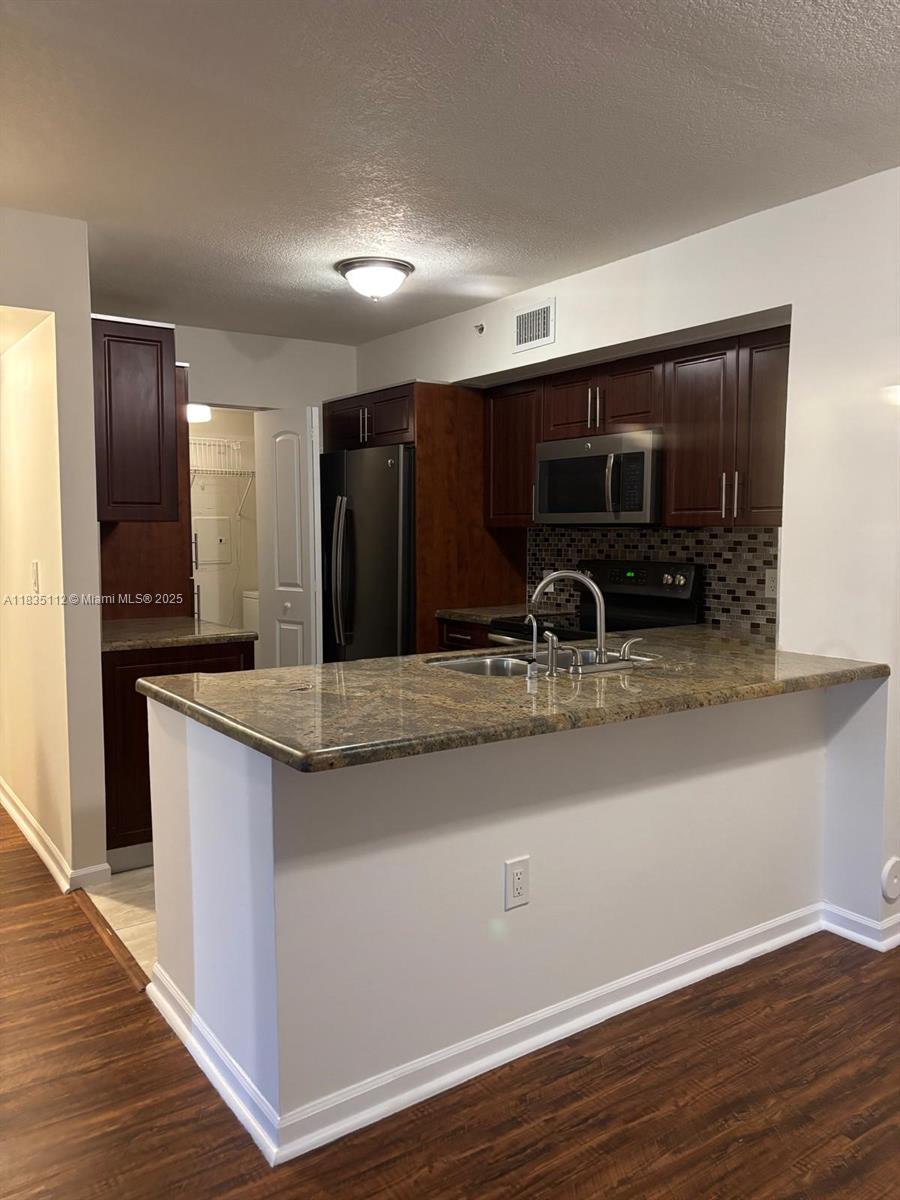 EL-AD ENCLAVE AT MIRAMAR - Residential Lease