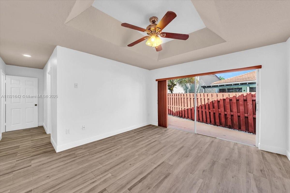 LAGO MAR WEST - Residential